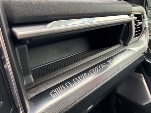 Used 2024 Ford F250 Platinum image 30