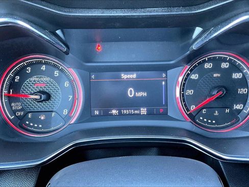 Used 2023 Chevrolet TrailBlazer RS w/ Technology Package AWD/4WD image 21