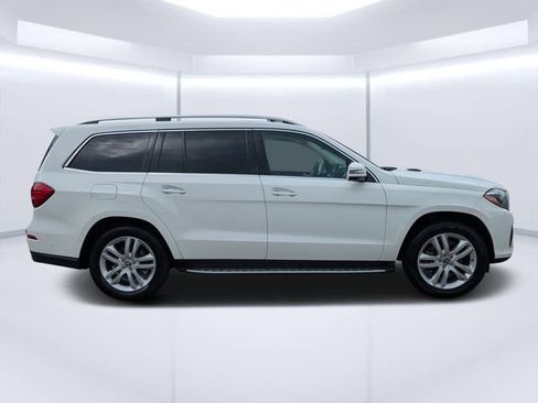 Used 2019 Mercedes-Benz GLS 450 4MATIC image 2