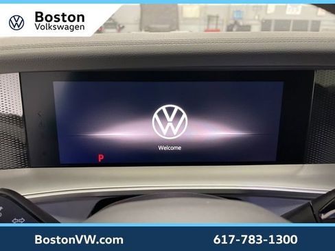 New 2026 Volkswagen Tiguan SE R-Line AWD/4WD image 14