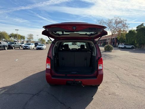 Used 2011 Nissan Pathfinder SV image 13