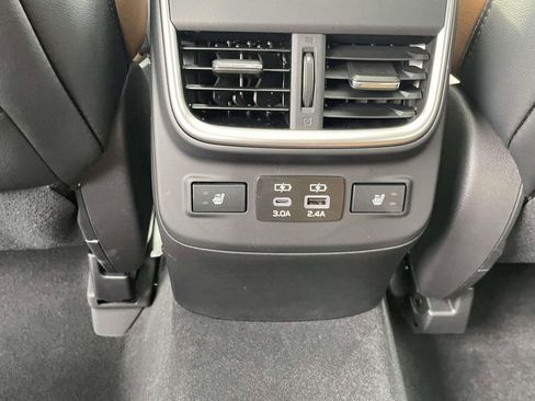 Certified 2025 Subaru Outback Touring XT image 13