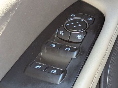 Certified 2023 Lincoln Nautilus Reserve FWD image 25