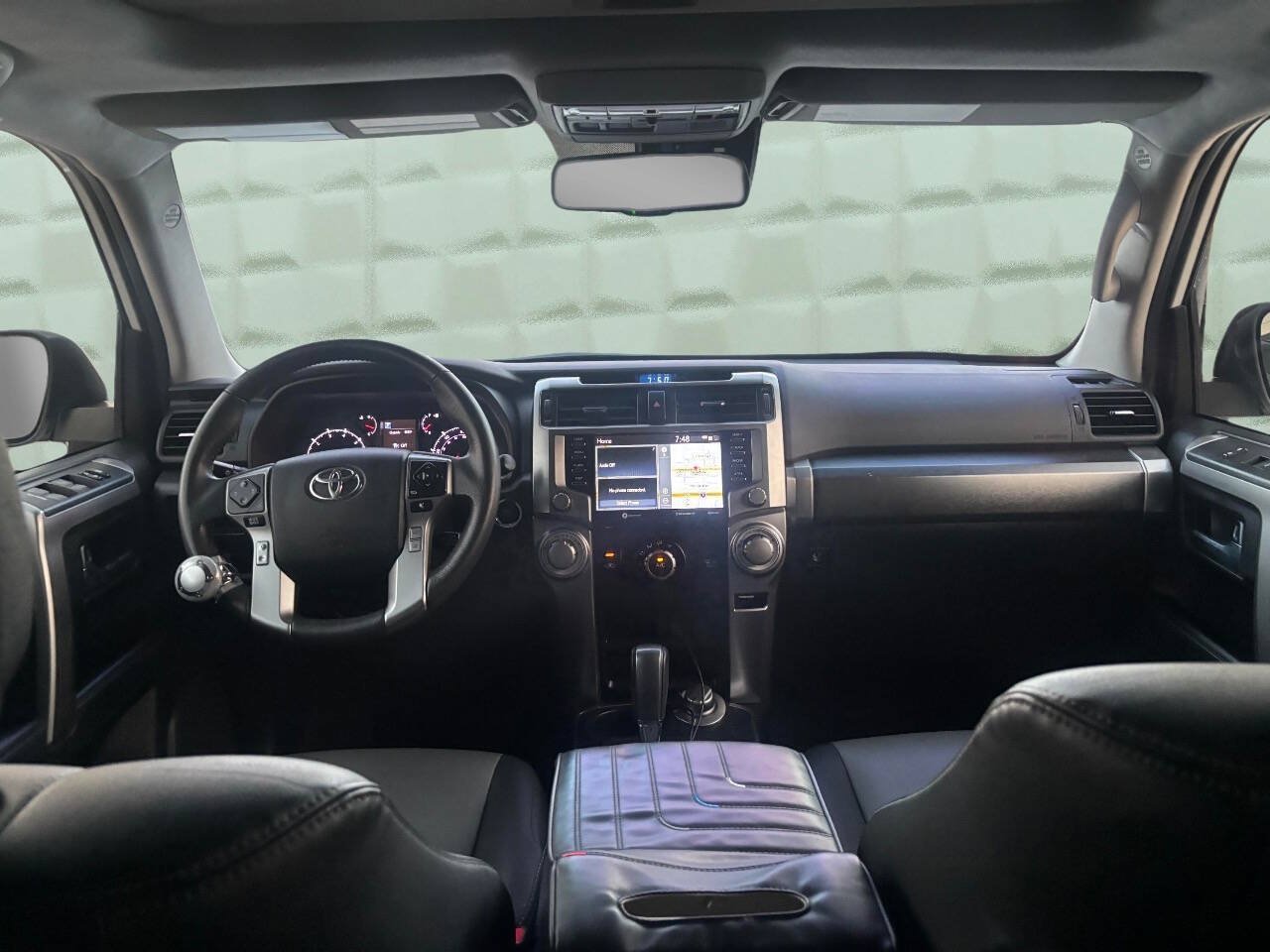 Used 2021 Toyota 4Runner SR5 Premium w/ Moonroof Package AWD/4WD image 19