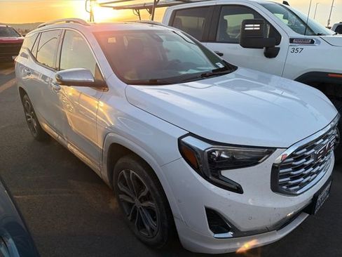 Used 2020 GMC Terrain Denali w/ Denali Premium Package image 1