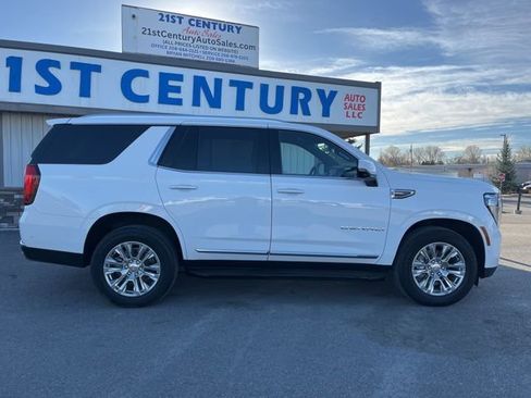 Used 2025 GMC Yukon Denali AWD/4WD image 16