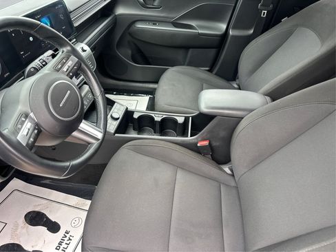 Used 2024 Hyundai Kona SEL w/ Convenience Package FWD image 11