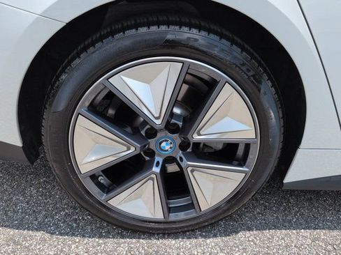 Used 2023 BMW i4 eDrive35 w/ Premium Package RWD image 11