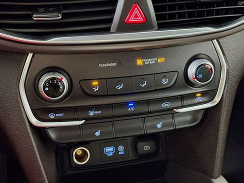 Used 2019 Hyundai Santa Fe SEL AWD/4WD image 18