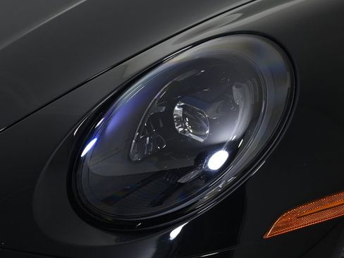 Used 2025 Porsche 911 Carrera w/ Sport Chrono Package image 10