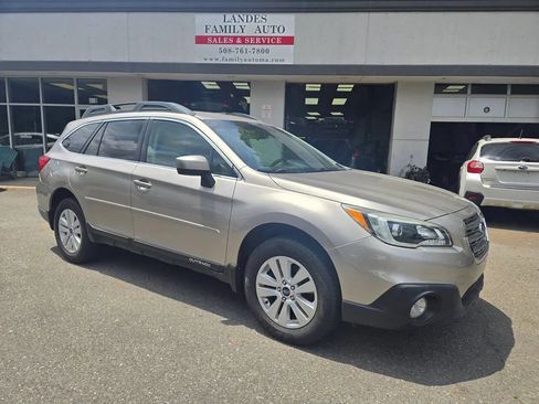 Used 2016 Subaru Outback 2.5i Premium AWD/4WD image 1