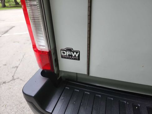 Used 2018 Ford F250 XL w/ Power Equipment Group RWD image 8