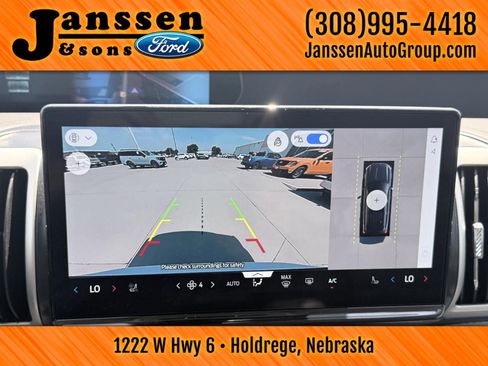 Used 2025 Ford Expedition Max Active AWD/4WD image 25