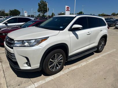 Used 2019 Toyota Highlander XLE