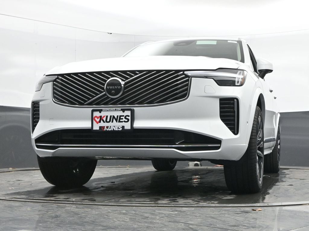 New 2026 Volvo XC90 B6 Plus w/ Protection Package AWD/4WD image 38