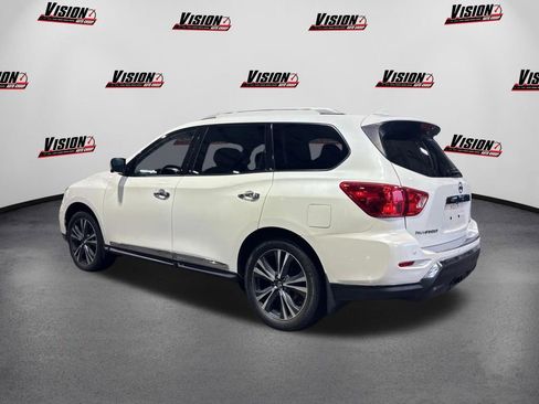Used 2019 Nissan Pathfinder Platinum image 7