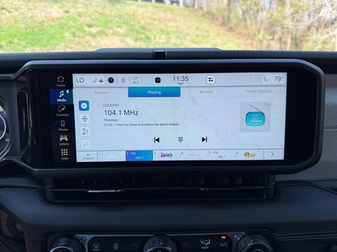 Used 2024 Jeep Wrangler Sahara w/ Safety Group image 20