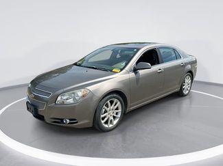 Used 2011 Chevrolet Malibu LTZ video 1