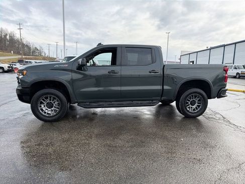 Used 2025 Chevrolet Silverado 1500 ZR2 w/ Technology Package image 7