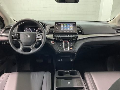 Used 2026 Honda Odyssey EX-L image 8
