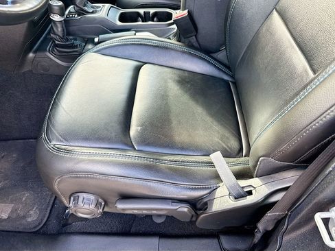 Used 2021 Jeep Wrangler Unlimited Rubicon 4xe w/ Cold Weather Group image 21