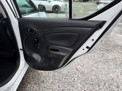 Used 2012 Nissan Versa S w/ Cruise Control Pkg image 11