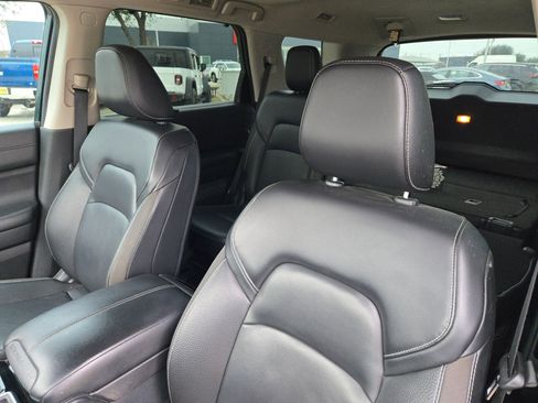 Certified 2023 Nissan Pathfinder SL w/ SL Premium Package image 9