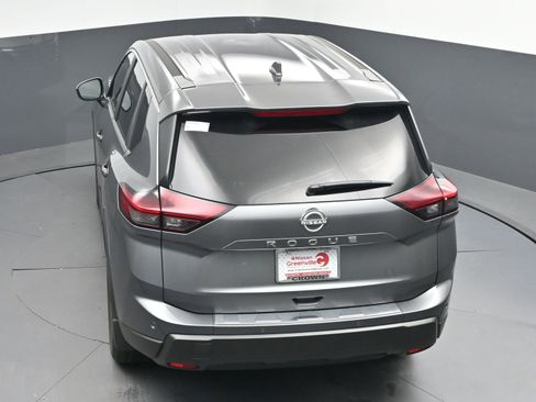 Used 2026 Nissan Rogue SV image 35