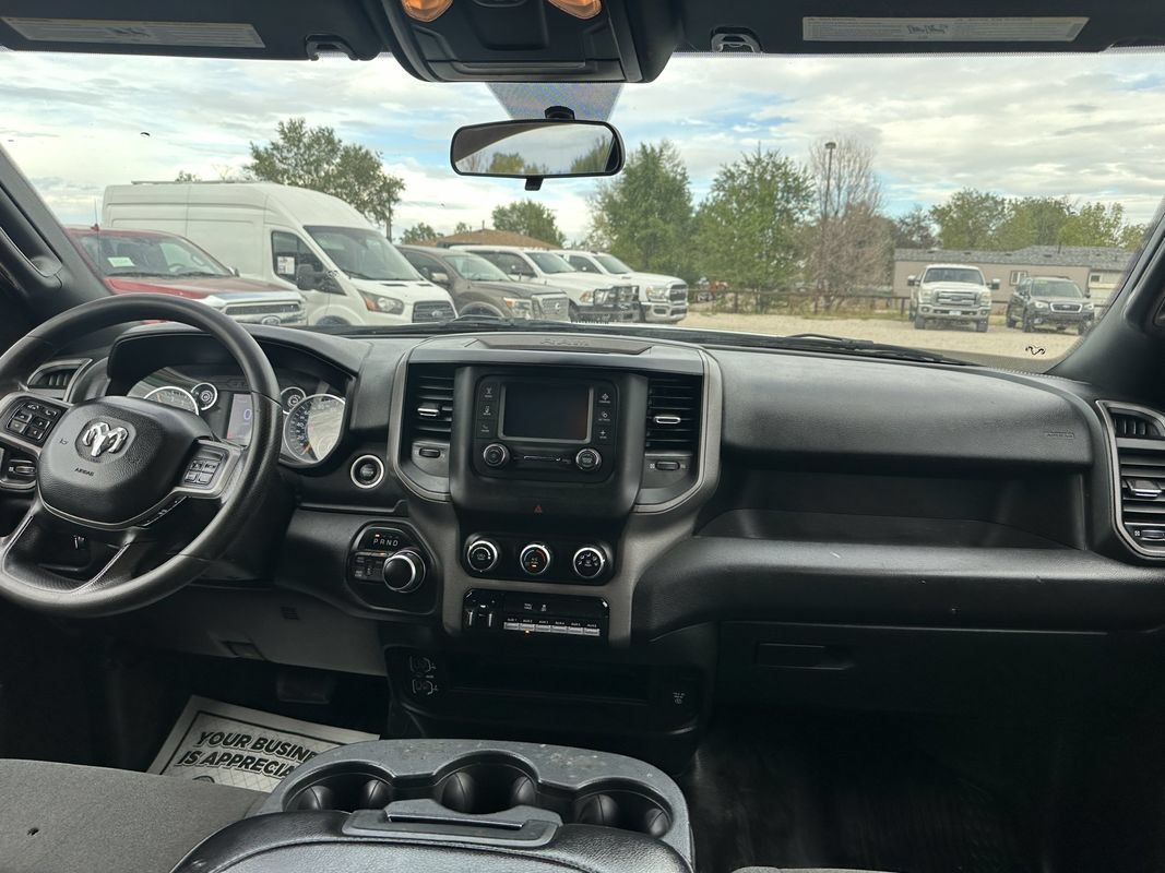 Used 2022 RAM 3500 Tradesman w/ Chrome Appearance Group AWD/4WD image 26