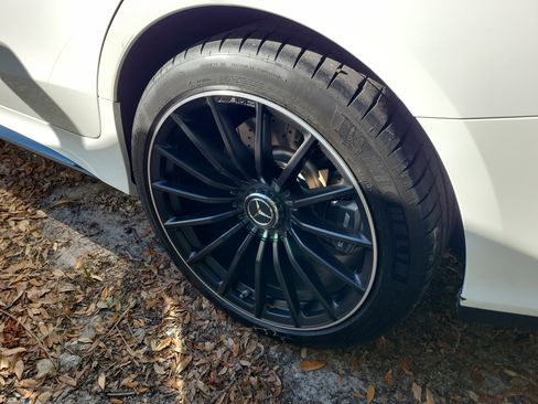 Used 2024 Mercedes-Benz AMG GT 43 image 5