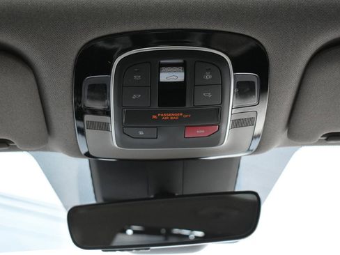 Used 2023 Hyundai Santa Fe Limited AWD/4WD image 44