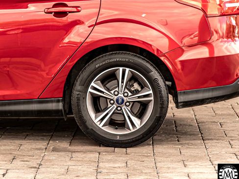 Used 2017 Ford Focus SE image 7