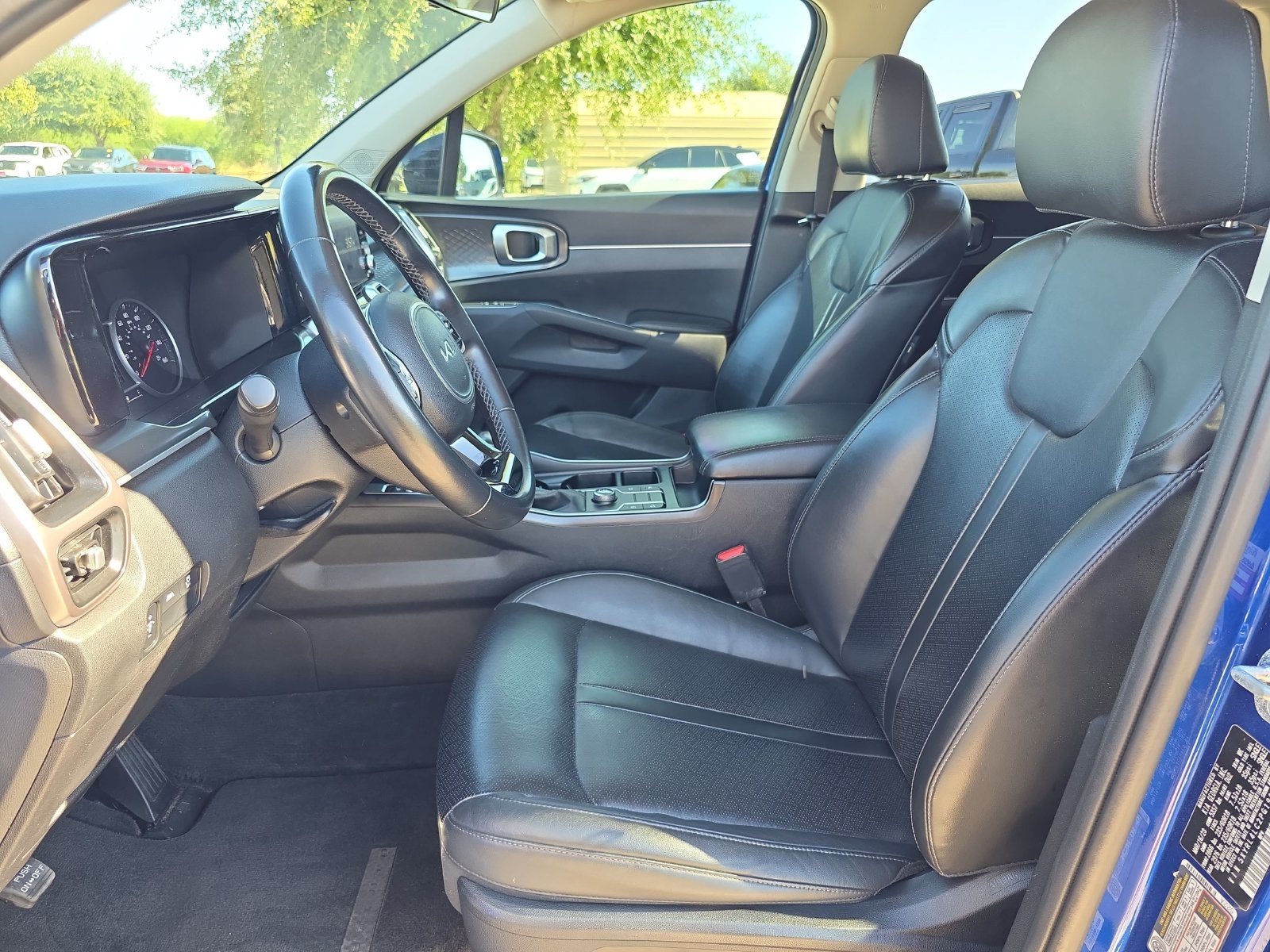 Used 2023 Kia Sorento S FWD image 12