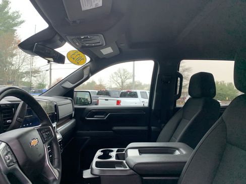 Certified 2023 Chevrolet Silverado 1500 LT image 12