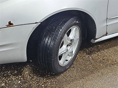 Used 2001 Oldsmobile Alero GL w/ Special Edition Pkg image 26