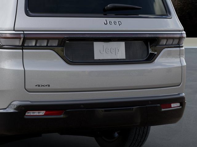 New 2026 Jeep Grand Wagoneer 4WD image 13