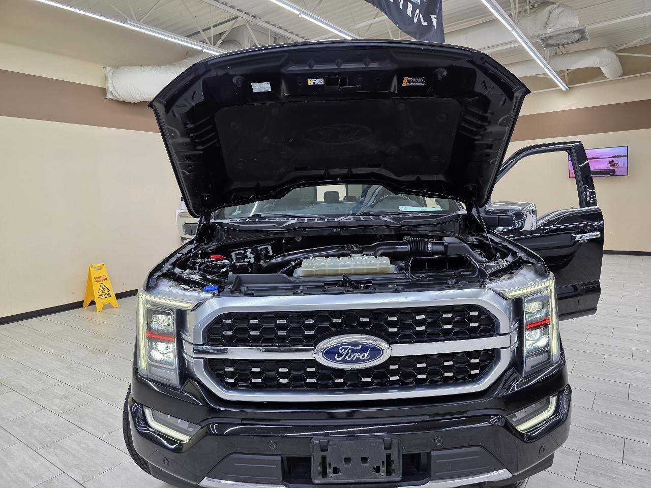 Used 2022 Ford F150 Platinum w/ Equipment Group 701A High AWD/4WD image 45
