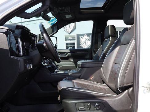 Used 2024 GMC Sierra 2500 AT4X AWD/4WD image 17