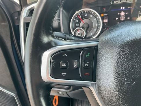 Used 2022 RAM 1500 Laramie AWD/4WD image 11