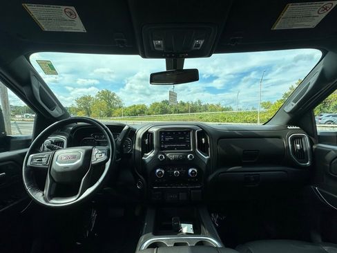 Used 2022 GMC Sierra 3500 AT4 AWD/4WD image 16