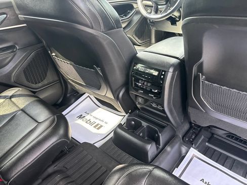Used 2023 Jeep Grand Cherokee L Limited AWD/4WD image 43