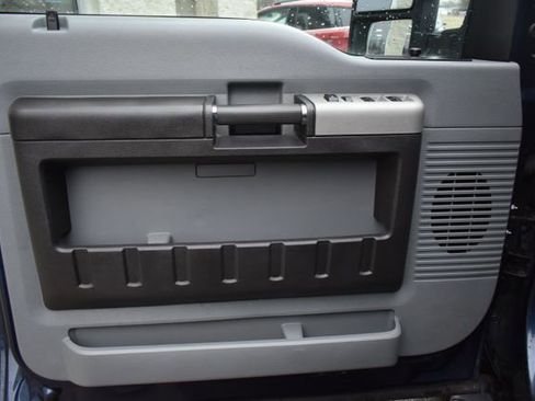 Used 2015 Ford F250 XLT w/ XLT Value Package image 14