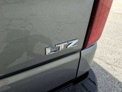 New 2026 Chevrolet Silverado 1500 LTZ w/ LTZ Premium Package image 9