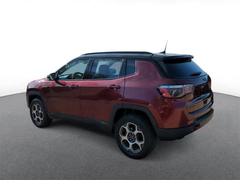 Used 2022 Jeep Compass Trailhawk image 6