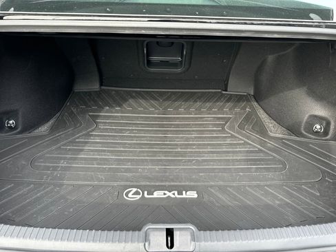 Used 2024 Lexus ES 350 w/ Premium Package image 31