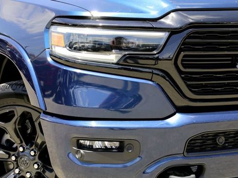 Used 2022 RAM 1500 Limited AWD/4WD image 3