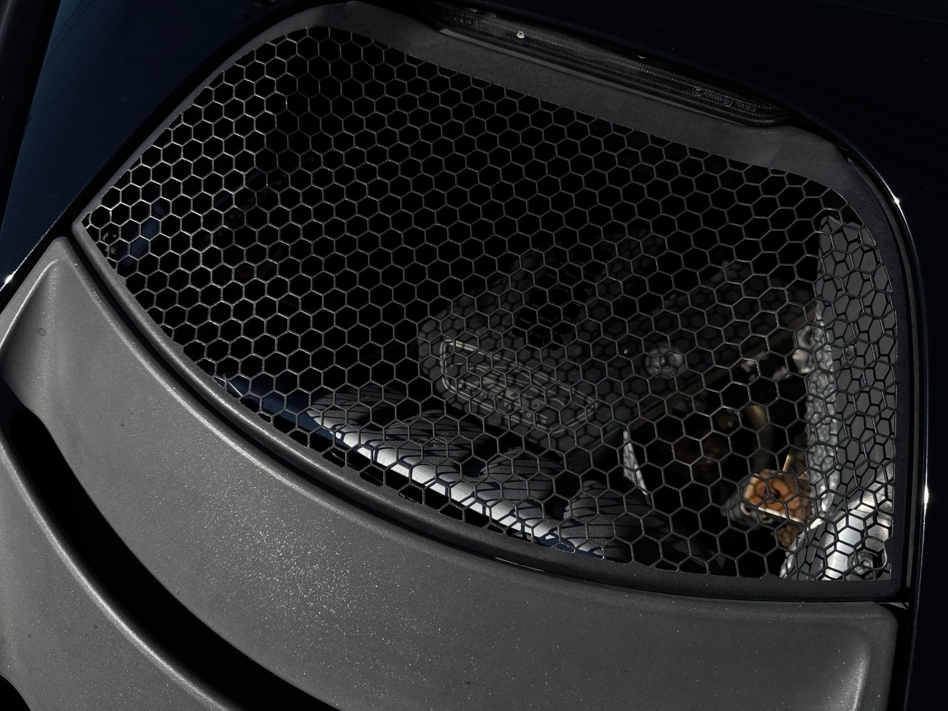 Used 2019 McLaren 720S Performance RWD image 55