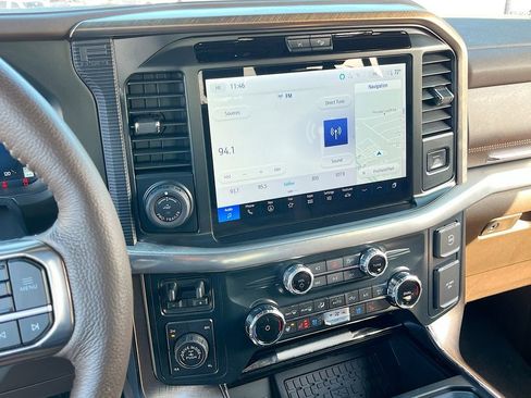 Used 2025 Ford F150 King Ranch w/ FX4 Off-Road Package image 15