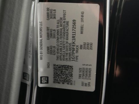 Used 2024 GMC Canyon Denali AWD/4WD image 23