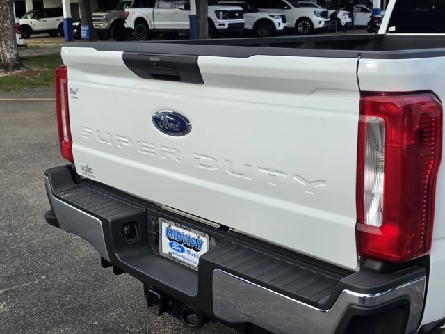 Certified 2026 Ford F350 XLT AWD/4WD image 7